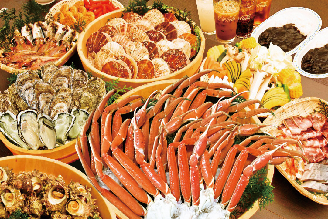 【11/3-12/24の土日祝出発限定】蟹・牡蠣の浜焼き、みかん狩り食べ放題